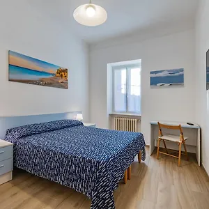  Apartment Casa Castelletto Italien