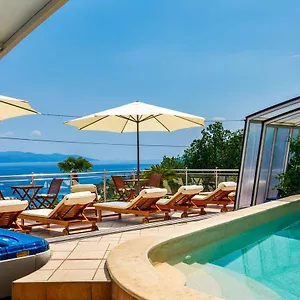 https://villa-roses-apartments-wellness.in-istria.net